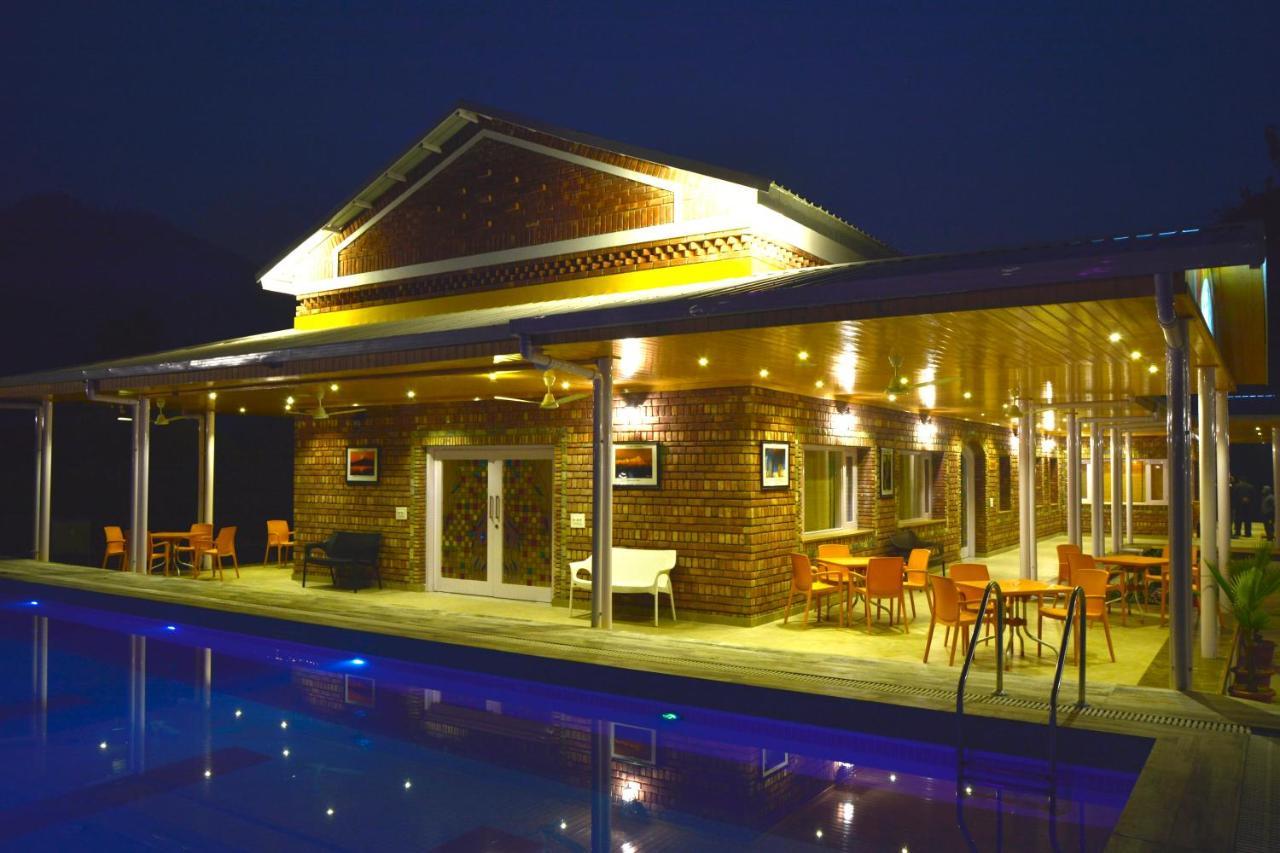 Four Banyans Spirit & Nature Resort Rāipur Exterior foto